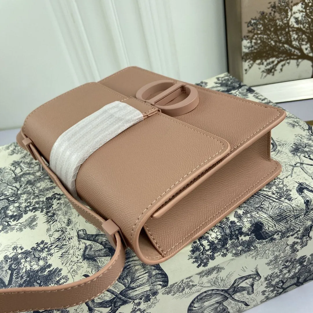 Designer Handbags DR 092