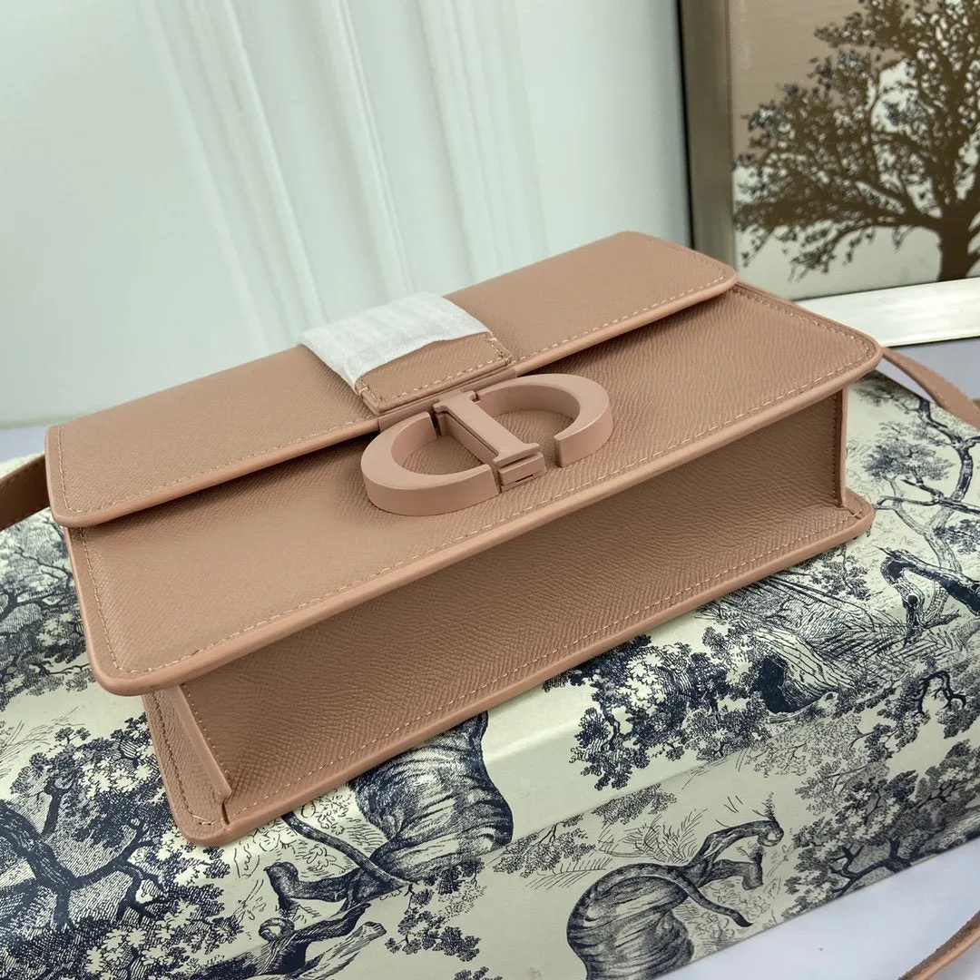Designer Handbags DR 092